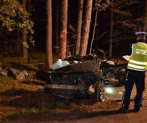 Karolina, Klaudia i Julia roztrzaskały się na drzewie. Młode piłkarki zginęły na miejscu