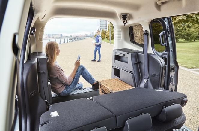 Ford Tourneo Courier lifting 2018