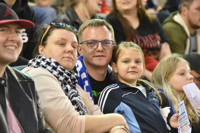 PRES Grupa Deweloperska Toruń - Betard Sparta Wrocław, zdjęcia kibiców i zawodników z Motoareny
