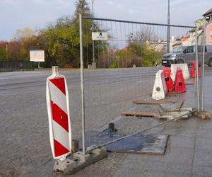 Inwestycja tramwajowa niemal na ukończeniu. Zobacz, jak wyglądają prace w centrum Olsztyna [ZDJĘCIA]