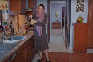 Cavidan postanowi odurzyć Bahar i upozorować jej samobójstwo.