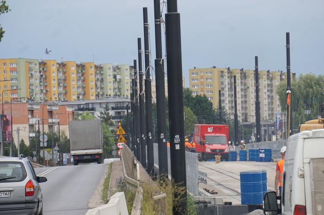 Nad Brdą w Bydgoszczy powstają nowe mosty. Zaglądamy na plac budowy [ZDJĘCIA]