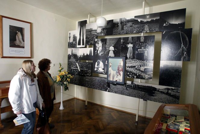 Tak mieszkał Jan Paweł II, tu mieszkał Jan Paweł II