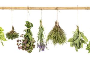 6 naturalnych, domowych sposobów na PMS