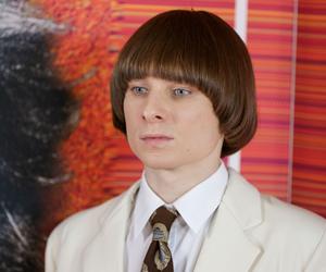 Ralph Kaminski sprzedaje klapki ze swoja podobizną. Zaporowa cena odstrasza fanów