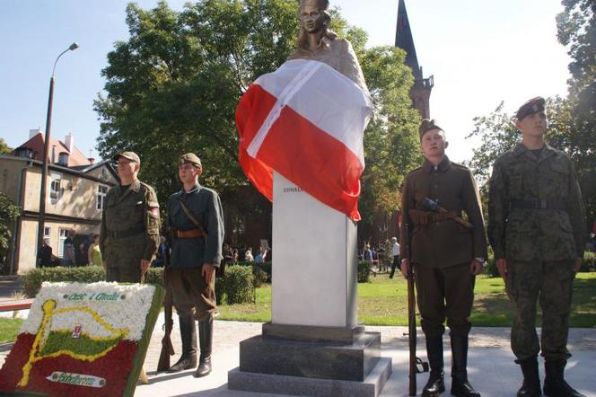 Gdańsk Orunia: Uroczyste odsłonięcie pomnika Inki