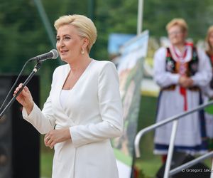 Agata Duda obchodziła Wielkanoc w czerwcu?! Stół uginał się od smakołyków