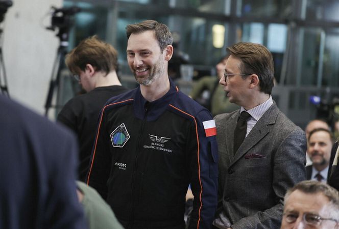  Zamiana w ESA? Obajtek i Uznański jak dwie krople paliwa! [ZDJĘCIA] 