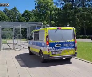 Jelenia Góra. 51-latka uciekła po uwięzieniu w pustostanie. Była wielokrotnie bita przez 40-latka.