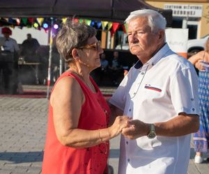 Starachowice i Międzypokoleniowa Potańcówka – Hit sezonu, który pokochali wszyscy