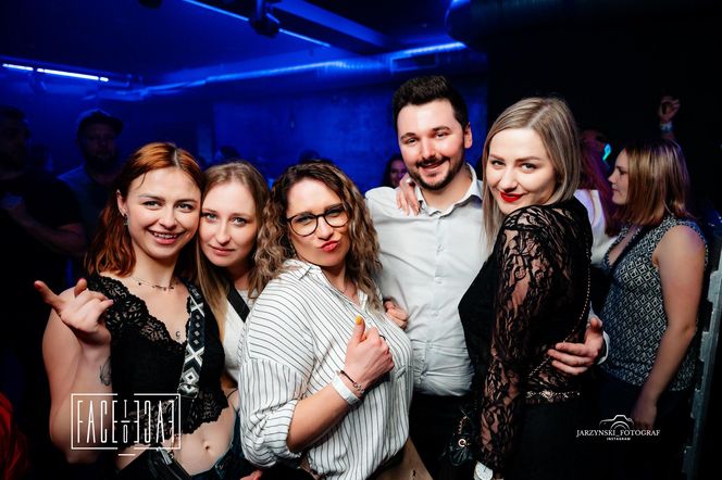 Face to Face w Rybniku. Urodziny szefa w stylu Retro Party