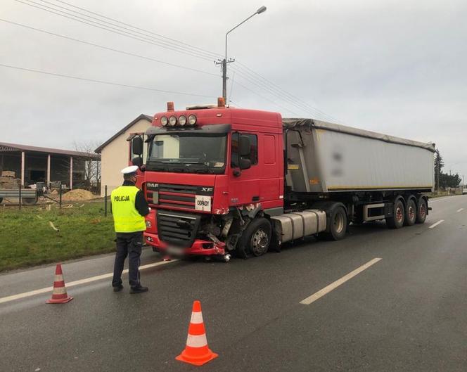 Biała Rządowa: Śmiertelny wypadek na DK 74. Droga jest teraz całkowicie zablokowana