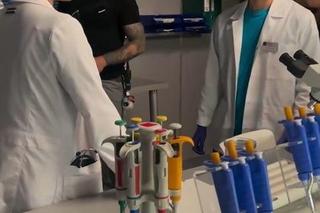 Na dobre i na złe nowy sezon na planie. Blanka (Pola Gonciarz), nowy laborant (Pascal Fischer)