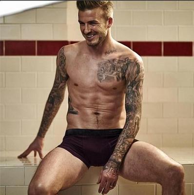 David Beckham biega w majtkach w reklamie H&M