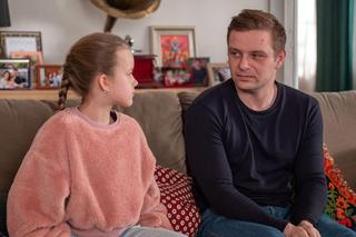 Barwy szczęścia odc. 3017. Hubert (Marek Molak), Marysia (Nina Szumowska)