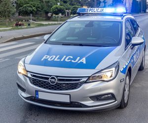Atak nożownika przy ul. Puławskiej. Dźgnął nożem i uciekł. Policja ściga sprawcę