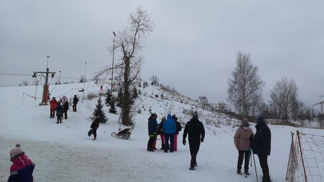 Zimowe szaleństwo na Górce Środulskiej w Sosnowcu