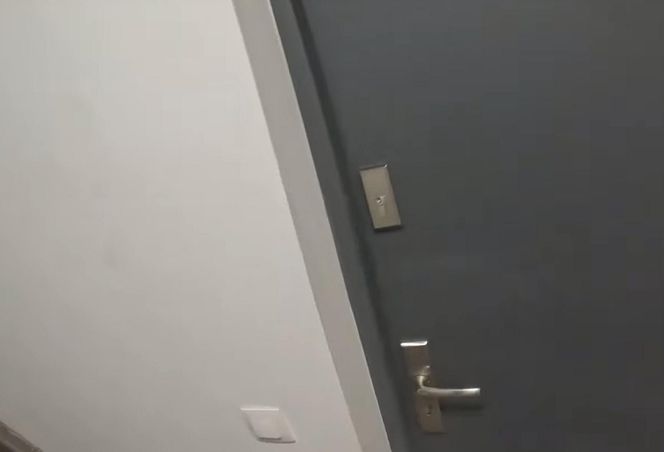 Strzelanina w Bydgoszczy, mężczyzna z raną brzucha. Policjanci weszli do sprawcy o 6.15! Jest NAGRANIE