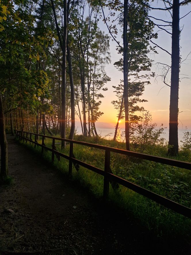 To magiczne miejsce przy plaży. Skrywa nie tylko historię ale i niezapomniane widoki! 