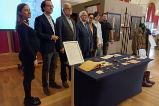 Wojenne pamiatki po Antonim Firleju w Muzuem Okręgowym w Lesznie. Był żołnierzem Dywizji Generała Maczka [ZDJĘCIA]