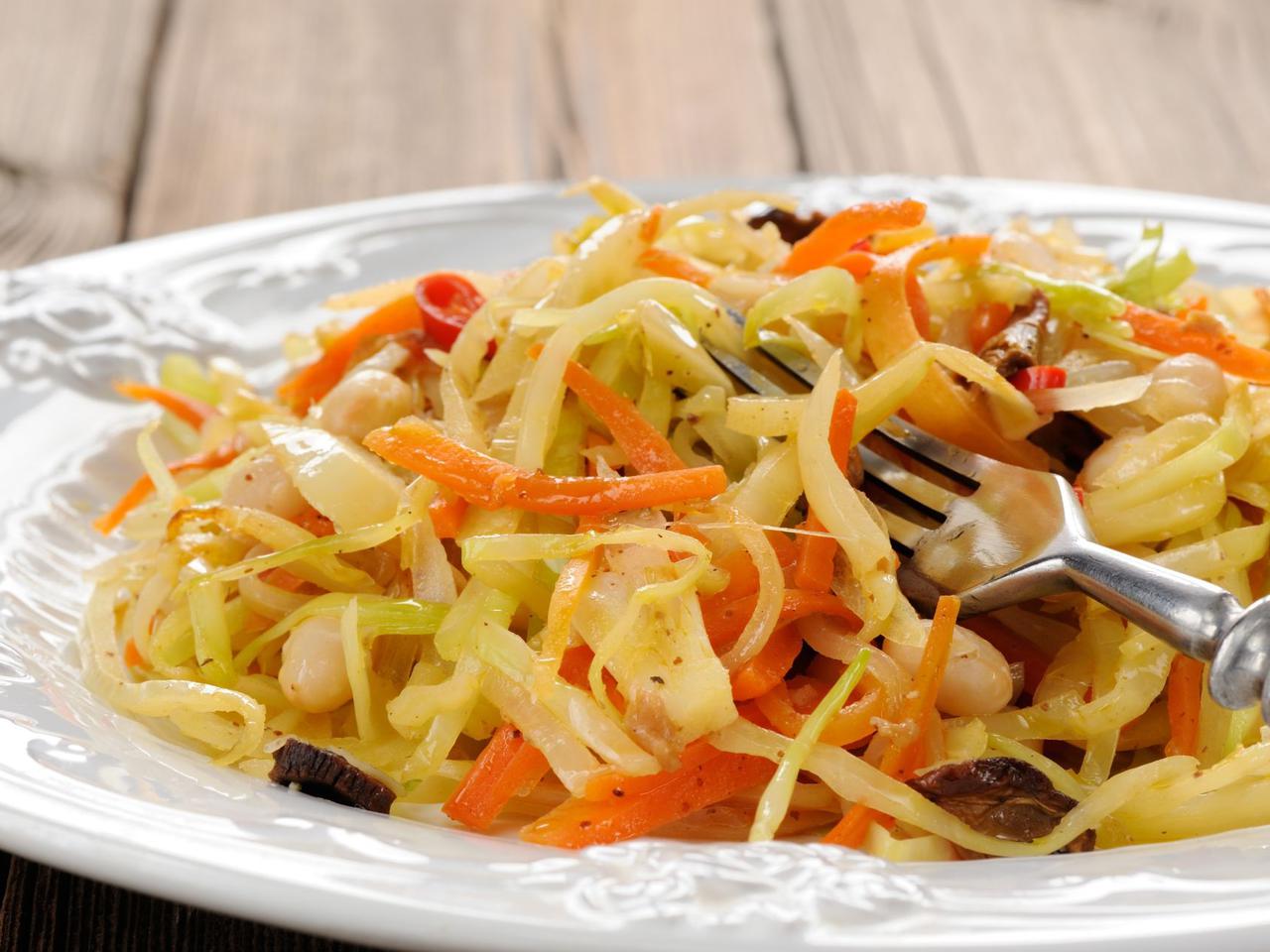 Płonący garnek - warzywa z boczkiem w śmietanie po francusku