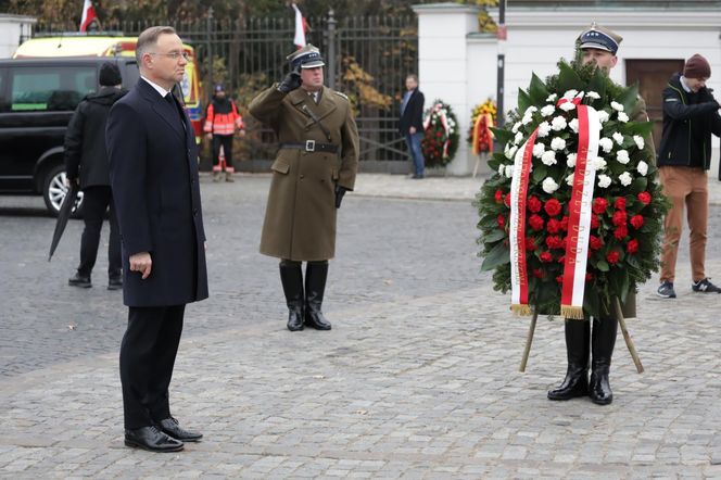 Prezydent złożył wieńce przed pomnikiem