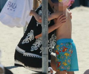 Marlena Muranowicz, wkrótce była żona Mroczka w bikini na plaży.