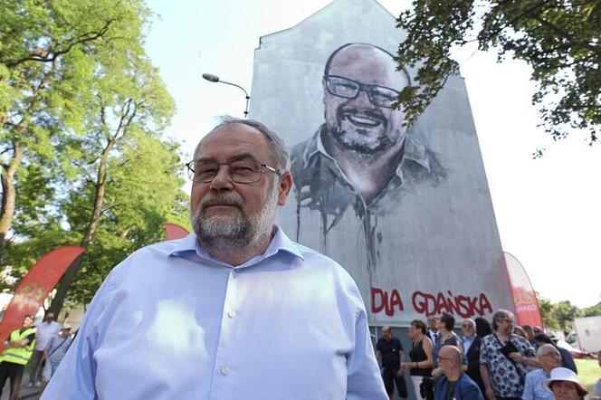 W Gdańsku odsłonięto mural Pawła Adamowicza: To była uroczystość pełna emocji