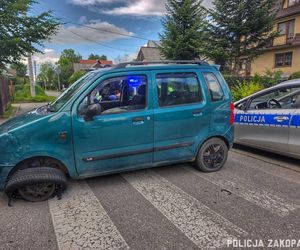 Kompletnie pijana para na Podhalu pojechała samochodem dokupić alkohol. Jedno z kół niemal odpadło