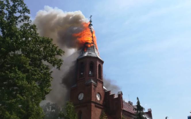 Pożar kościoła w Lutolu Suchym