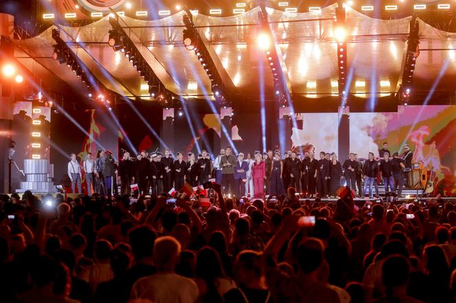 Wakacyjna Trasa Dwójki w Elblągu. Koncert piosenki wojskowej państw NATO