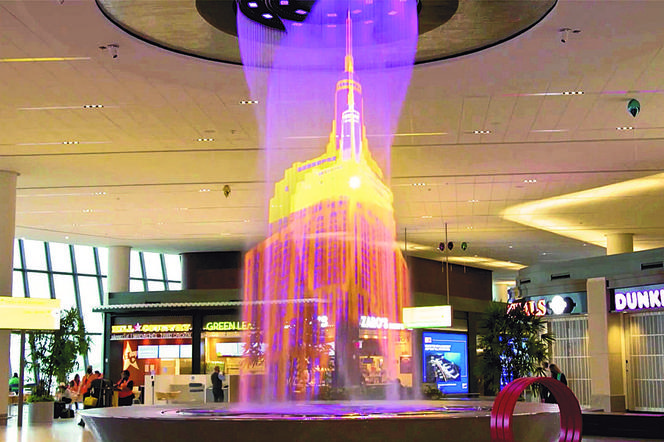 Jedyna taka atrakcja na lotniskach na świecie. Niesamowita fontanna upiększy LaGuardię