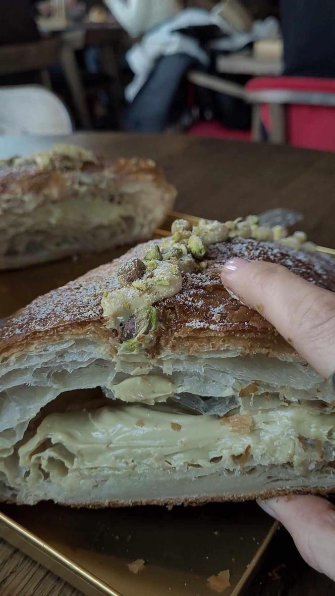 Gigantyczny croissant w Gdańsku