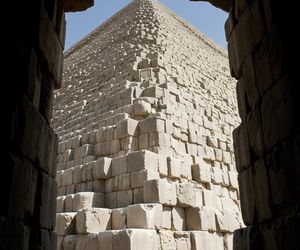 Piramida Mykerinosa zaskoczyła badaczy. Co ukrywa najmniejsza budowla w Gizie?