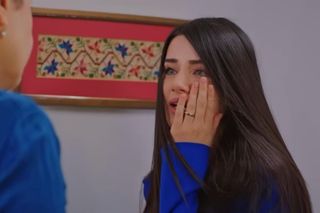 Miłość i nadzieja, odcinek 321: Bójka Bahar i Cavidan przed upadkiem. Matka da jej w twarz za to, co wyprawia! - ZDJĘCIA