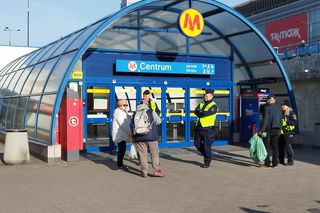 Zamknięta stacja metra Centrum (5.11.2025)