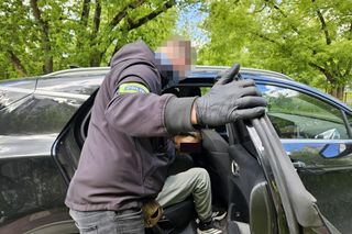 Pilna akcja antyterrorystów. 40-latek włamał się do domu i postrzelił właściciela