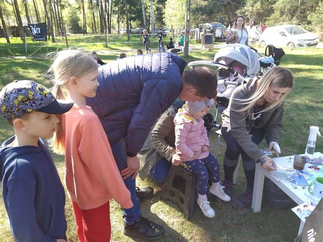 Fotorelacja z rodzinnego pikniku charytatywnego dla zwierząt z okazji I Dnia Konia w Łukówcu - 30.04.2023