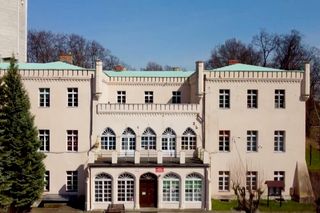 Pałac w Mysłakowicach. Dawna rezydencja królów pruskich, dziś najdroższa na Dolnym Śląsku