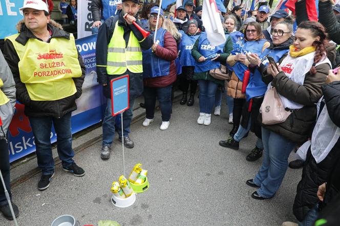 Protest pracowników Poczty Polskiej w Warszawie