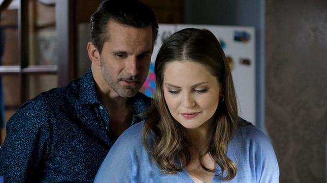 M jak miłość. Kamil (Marcin Bosak), Anita (Melania Grzesiewicz)
