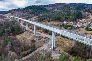 Najdłuższa górska estakada na S1 - budowa obejścia Węgierskiej Górki