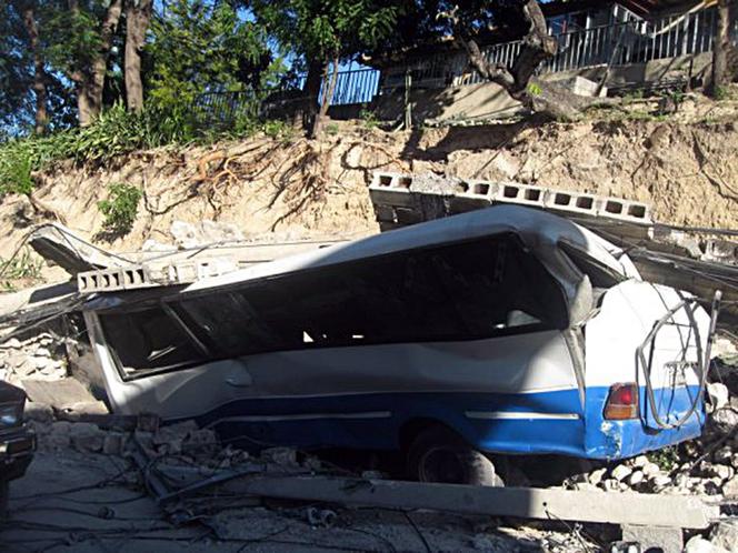 Trzęsienie ziemi na Haiti