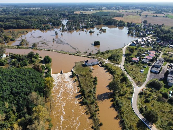 Szprotawa. Zniszczenia po powodzi 