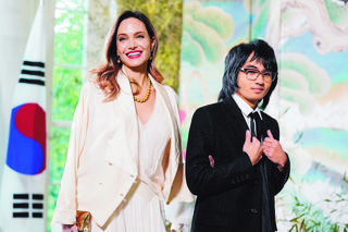 Biały dom pełen gwiazd