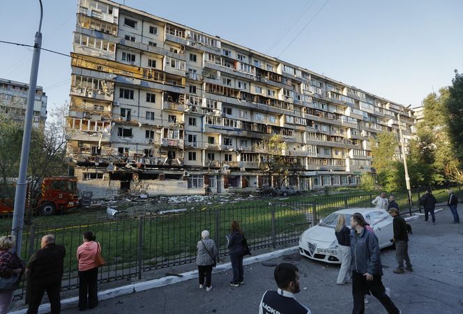 Do 23 wzrosła liczba ofiar śmiertelnych rakietowo-dronowego ataku Rosji na Kijów