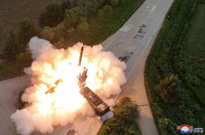 Korea Północna ma tajną bazę z rakietami balistycznymi