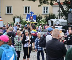 Lubelska Piesza Pielgrzymka na Jasną Górę 2024. Pątnikom deszcz niestraszny!