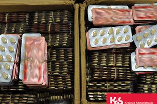 Tabletki z Dubaju. Przejęto 70 tys. nielegalnych leków na potencję!