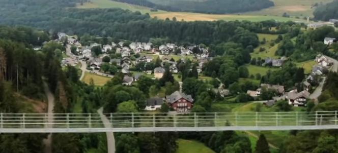 Most Skywalk Willingen w Niemczech